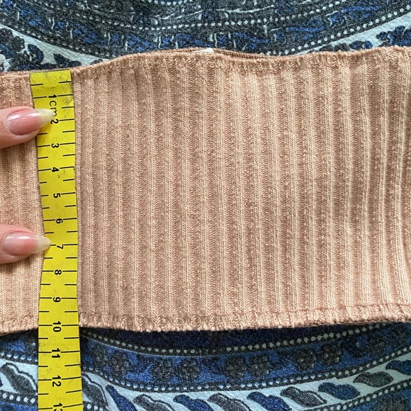 ARE YOU AM I CROP TOP - Picture 3 of 6